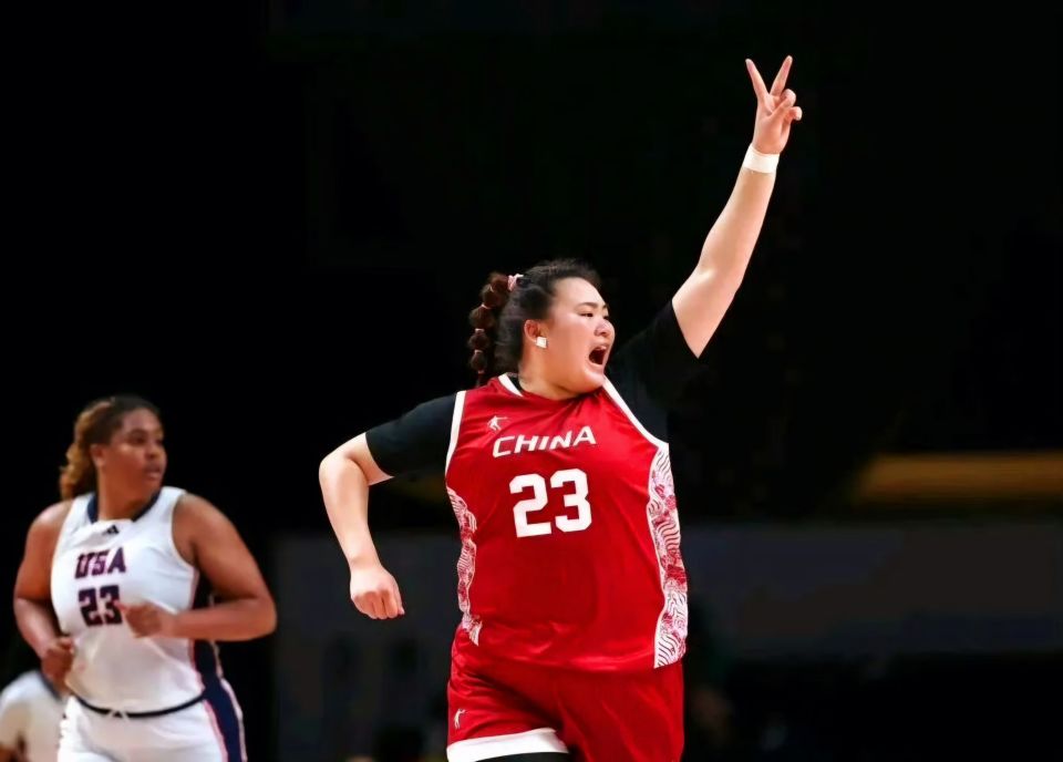 毕竟她在洛, 决赛打美国 毕竟她在洛, 决赛打美国