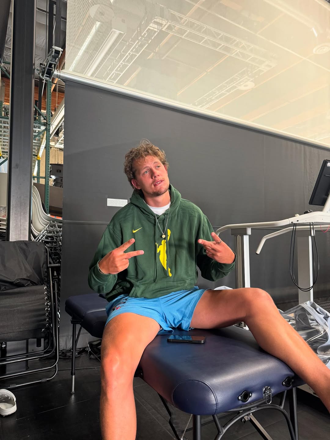 的合影与球, amp 的合影与球, amp