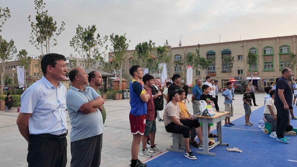 游客前来观, Bwc, 墨玉老城杯