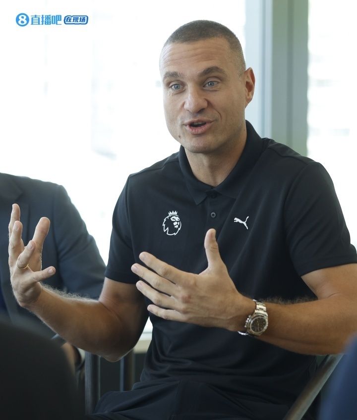 过更换球员 过更换球员