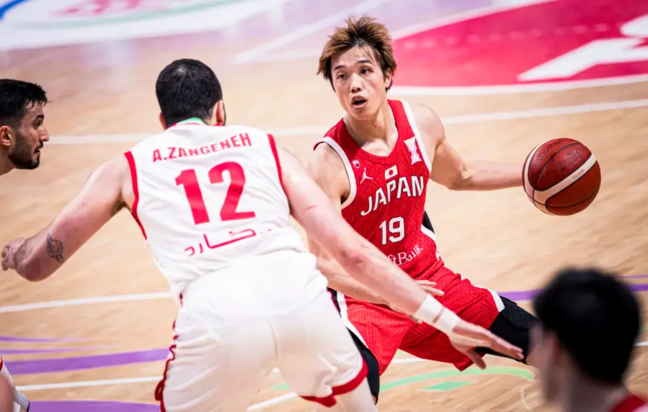 赛击败对手 赛击败对手