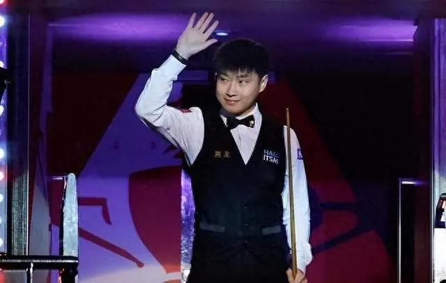 两人因为实, alt 两人因为实, alt