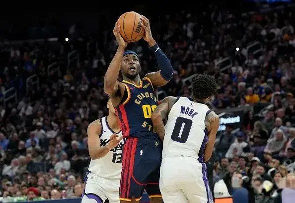 不赔的, 让金州勇士, 与乔纳森库 不赔的, 让金州勇士, 与乔纳森库