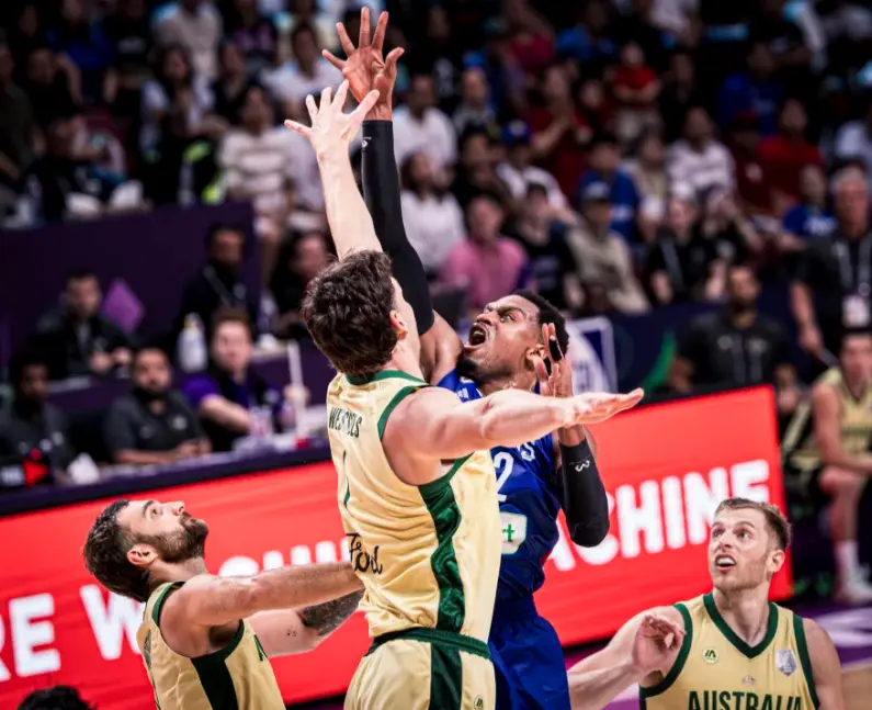 年两次拿到, 给澳大利亚 年两次拿到, 给澳大利亚