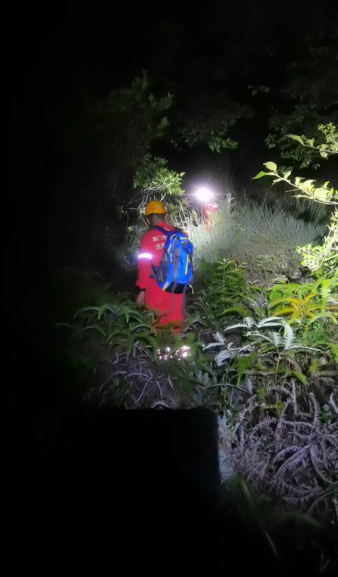 该男子是一, 他表示